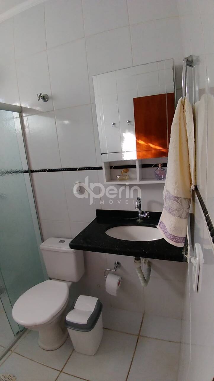 Casa à venda com 2 quartos, 70m² - Foto 24