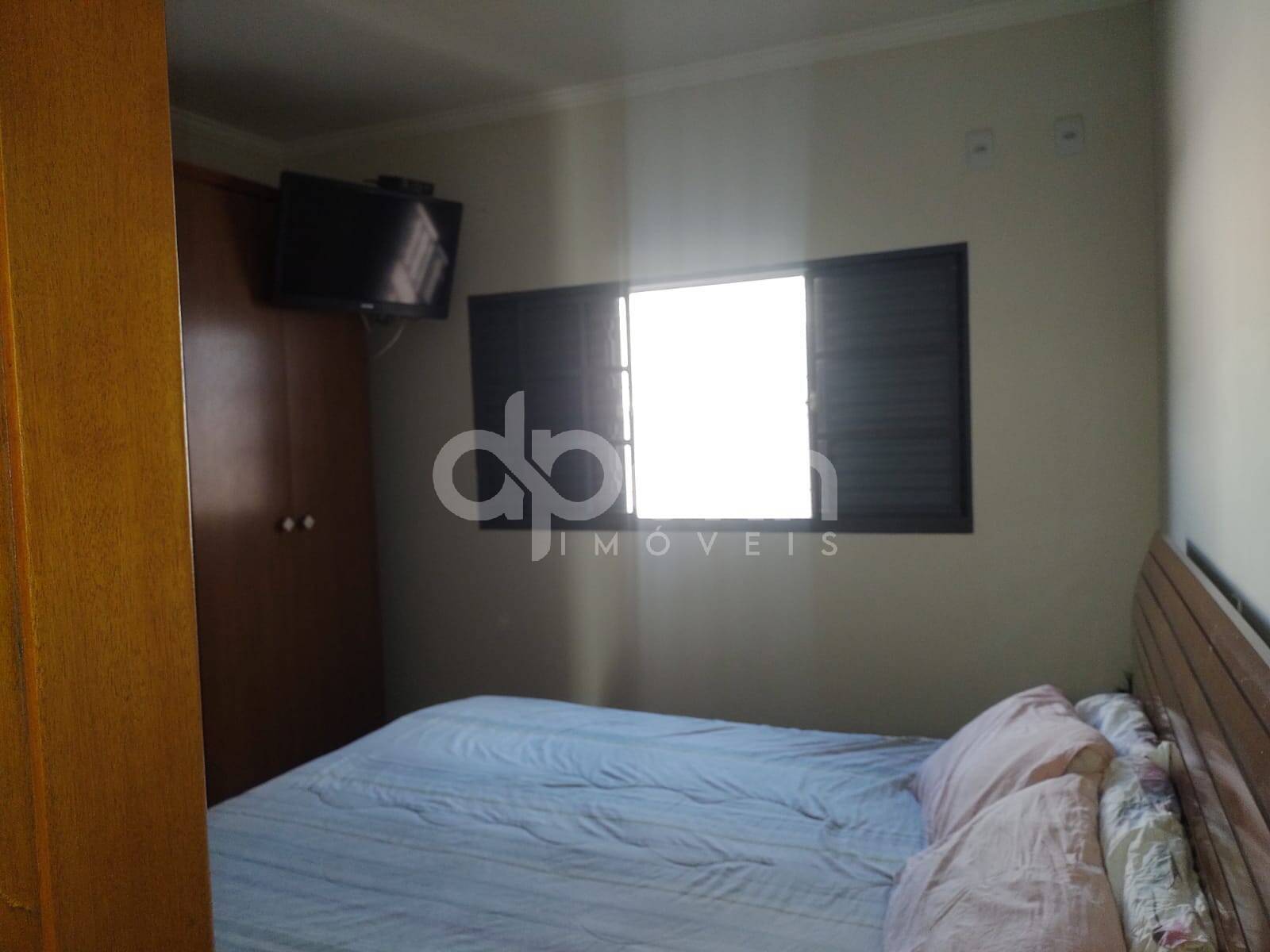 Casa à venda com 3 quartos, 170m² - Foto 4