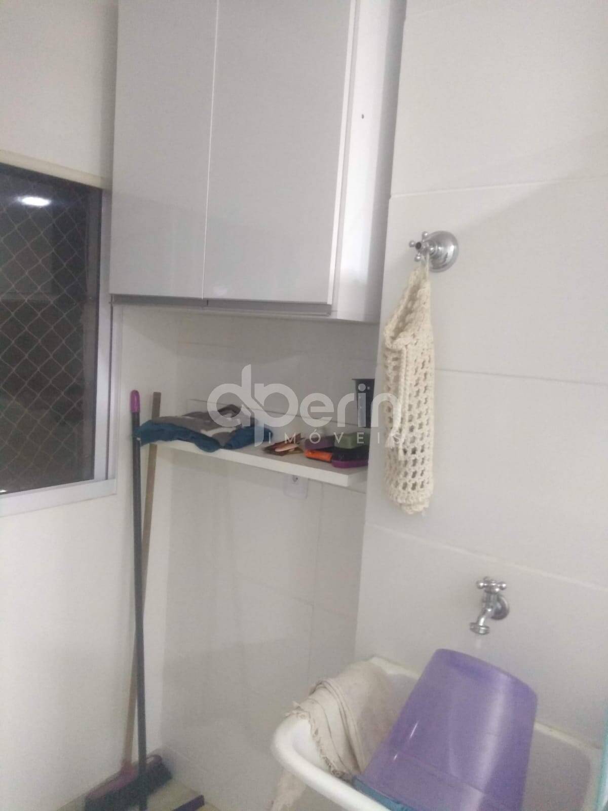 Apartamento à venda com 2 quartos, 48m² - Foto 2