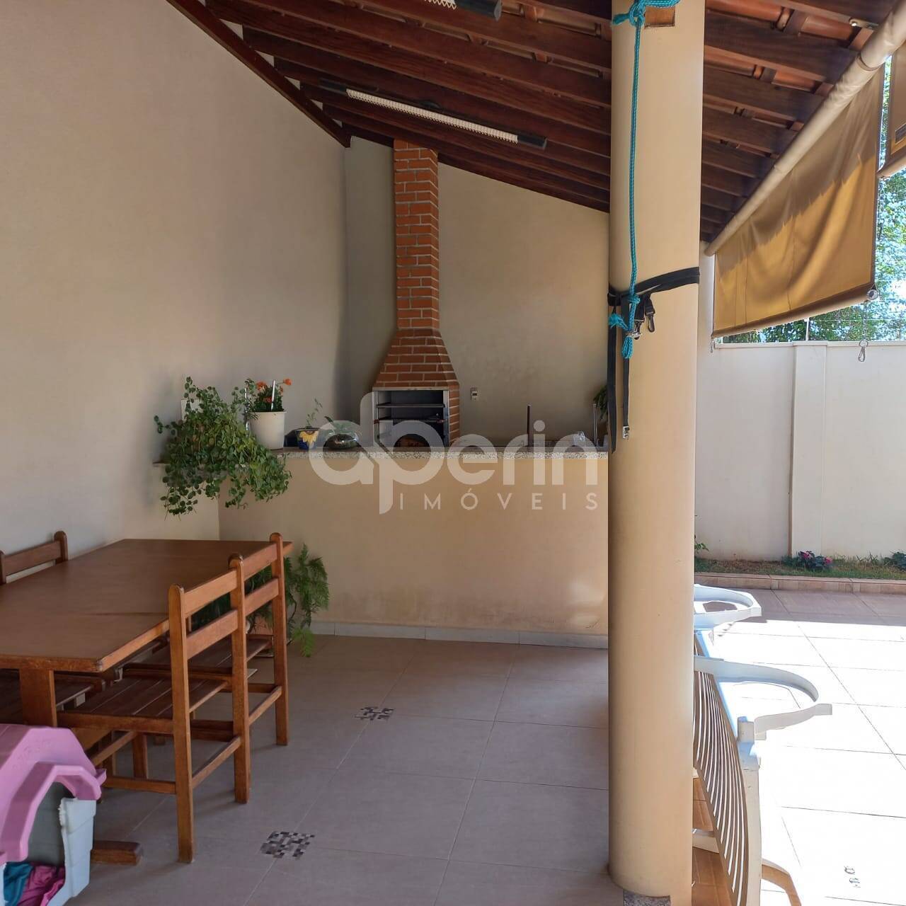 Casa à venda com 3 quartos, 185m² - Foto 14