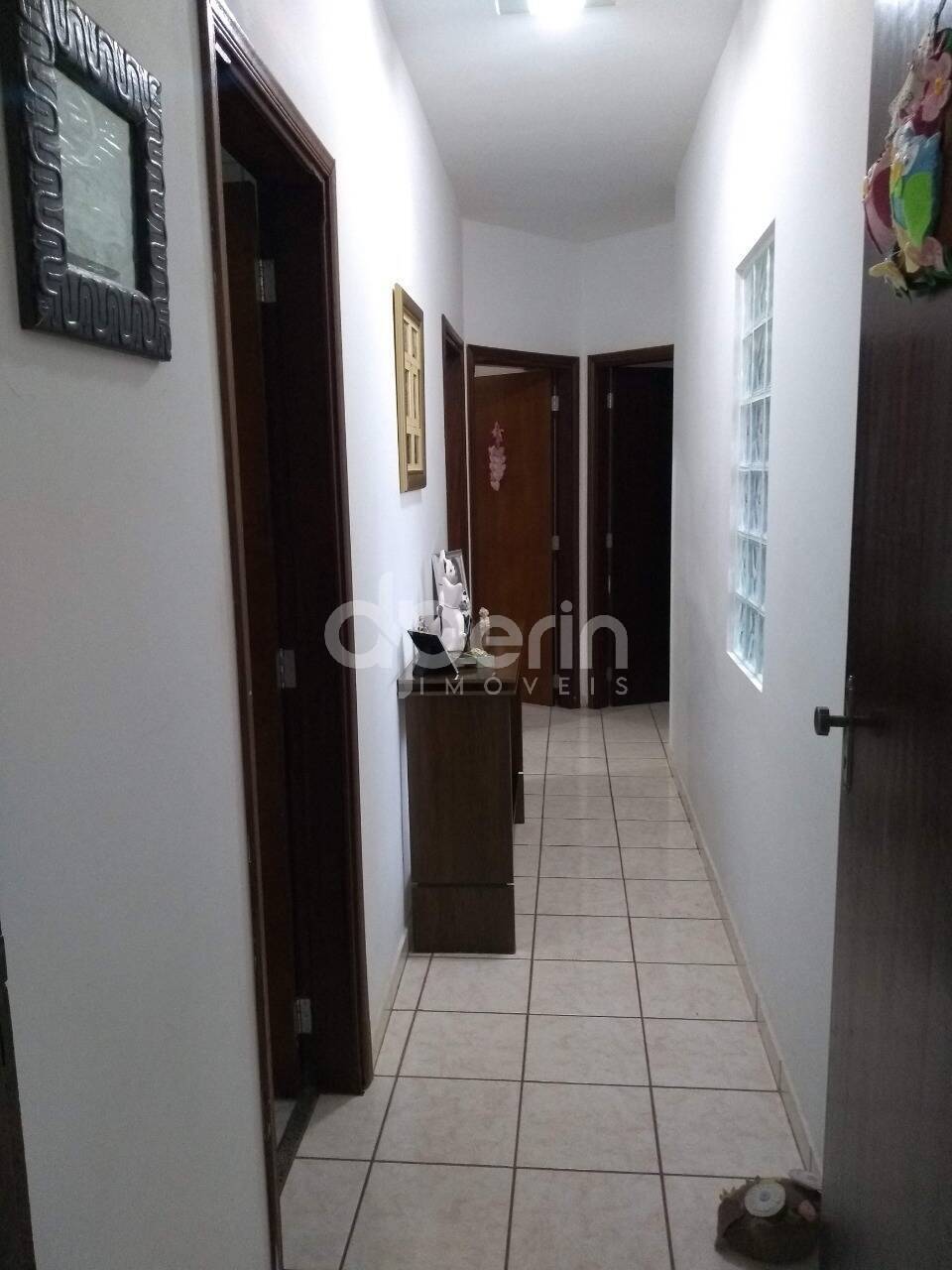 Casa à venda com 3 quartos, 160m² - Foto 6