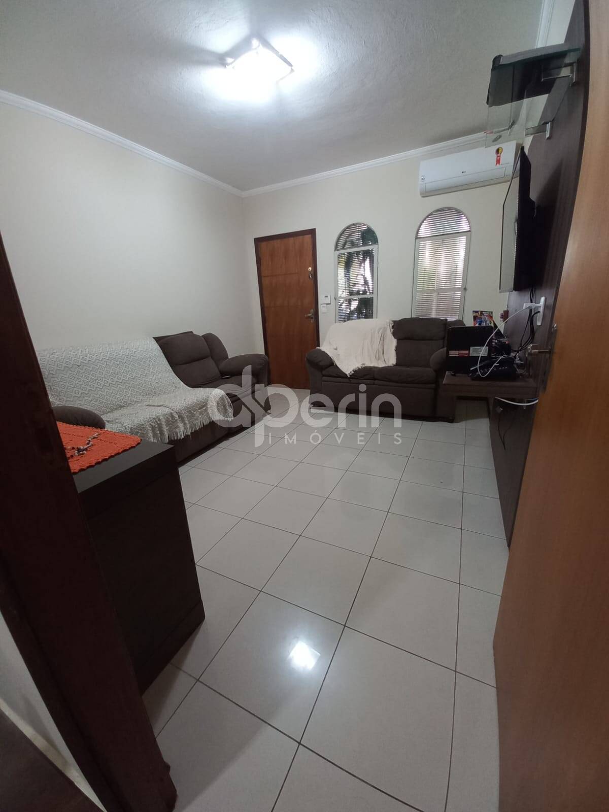 Casa à venda com 3 quartos, 160m² - Foto 8