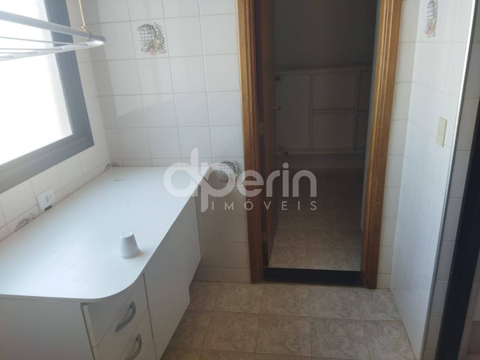 Apartamento à venda com 3 quartos, 147m² - Foto 9