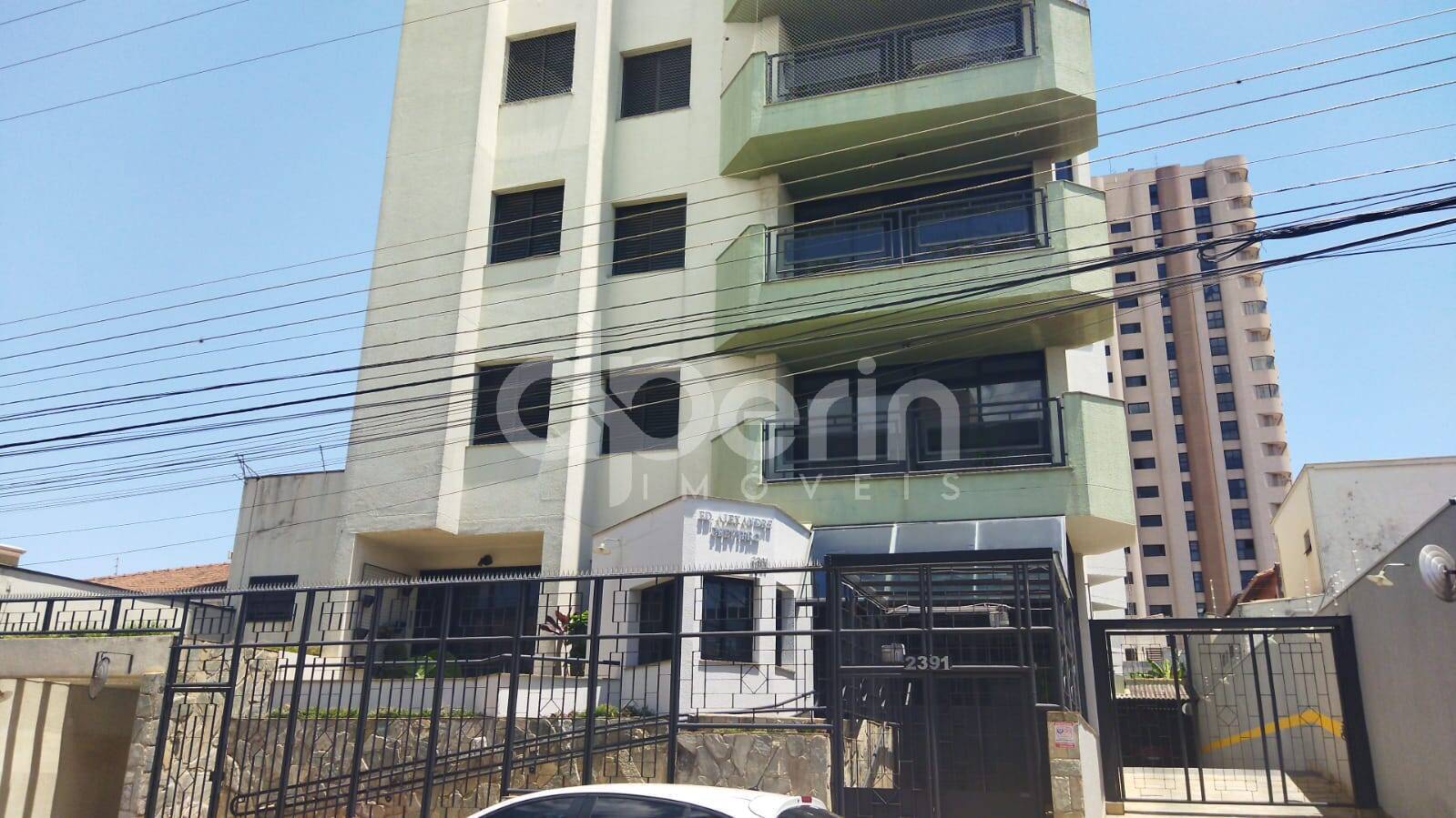 Apartamento à venda com 3 quartos, 147m² - Foto 1