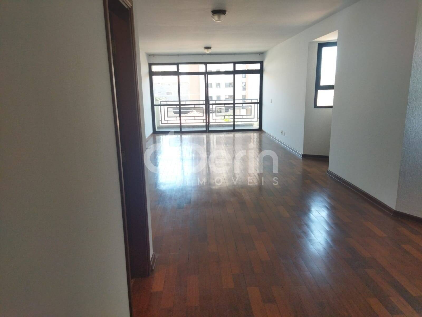 Apartamento à venda com 3 quartos, 147m² - Foto 10