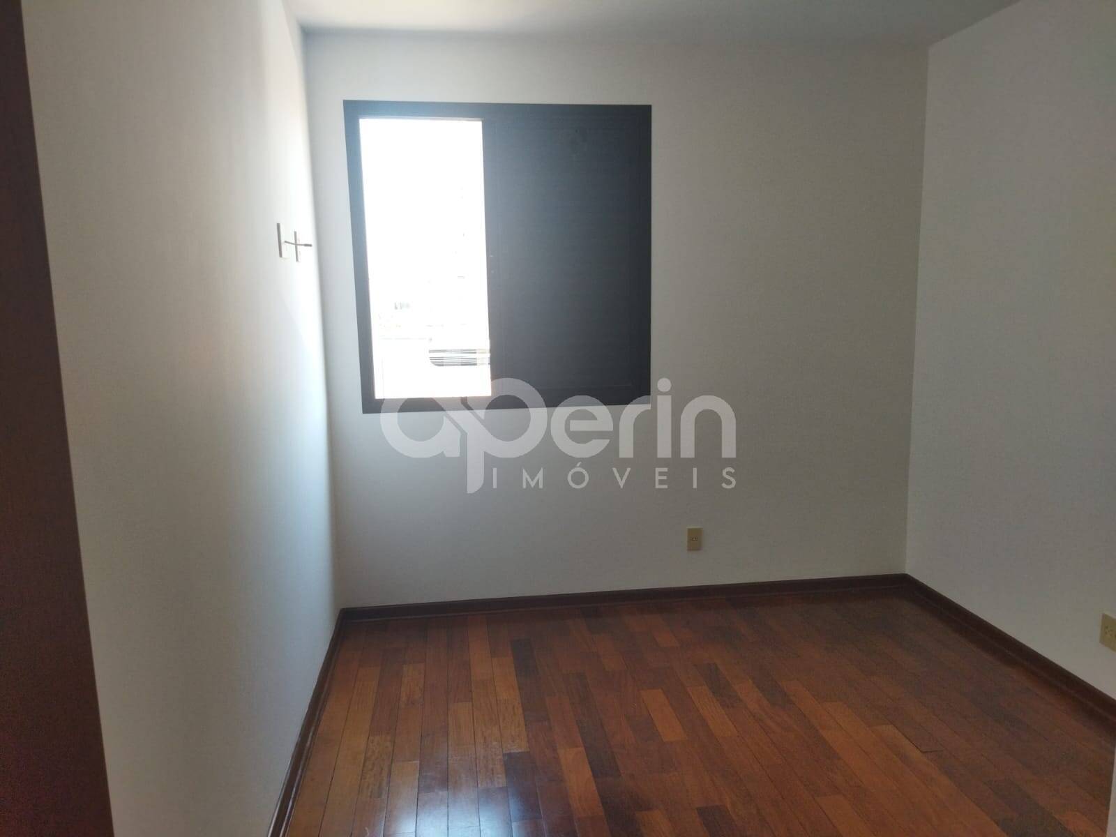 Apartamento à venda com 3 quartos, 147m² - Foto 18