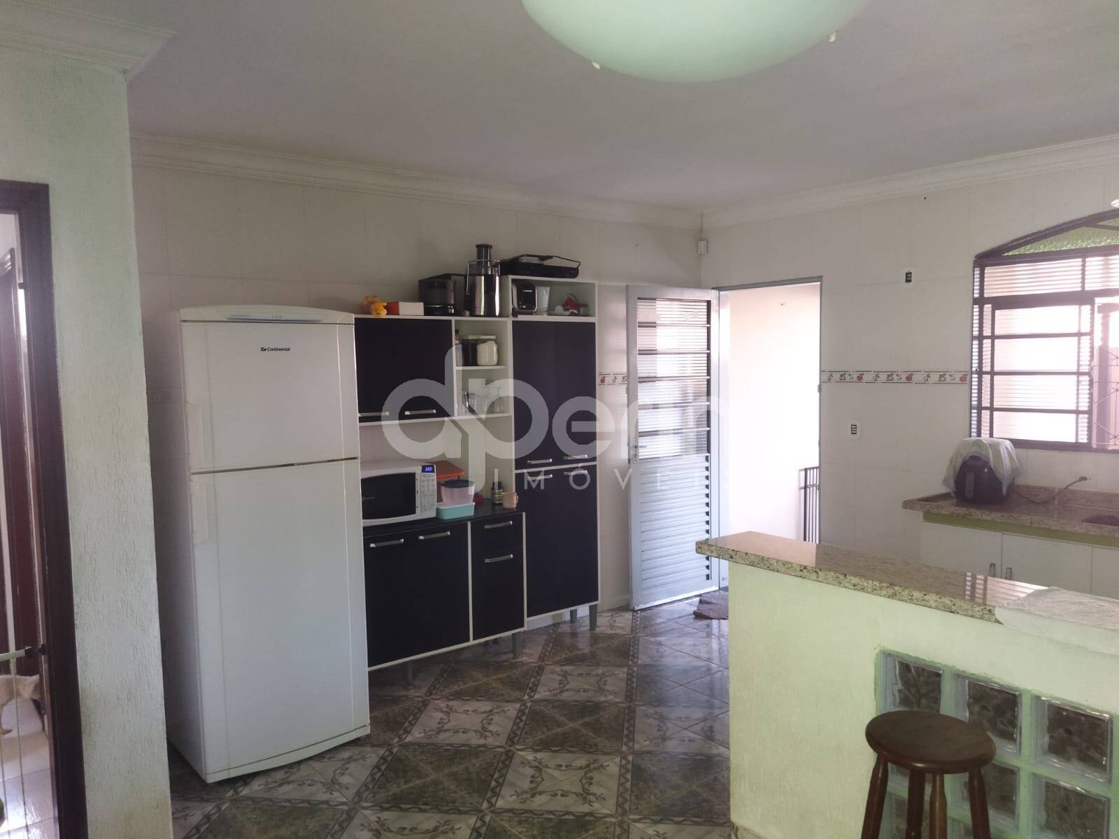 Casa à venda com 3 quartos, 254m² - Foto 14