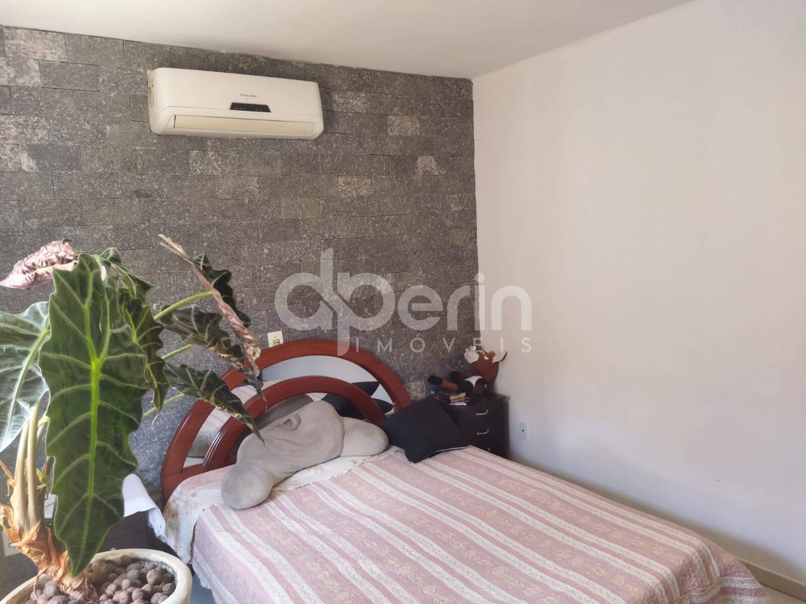 Casa à venda com 3 quartos, 254m² - Foto 16