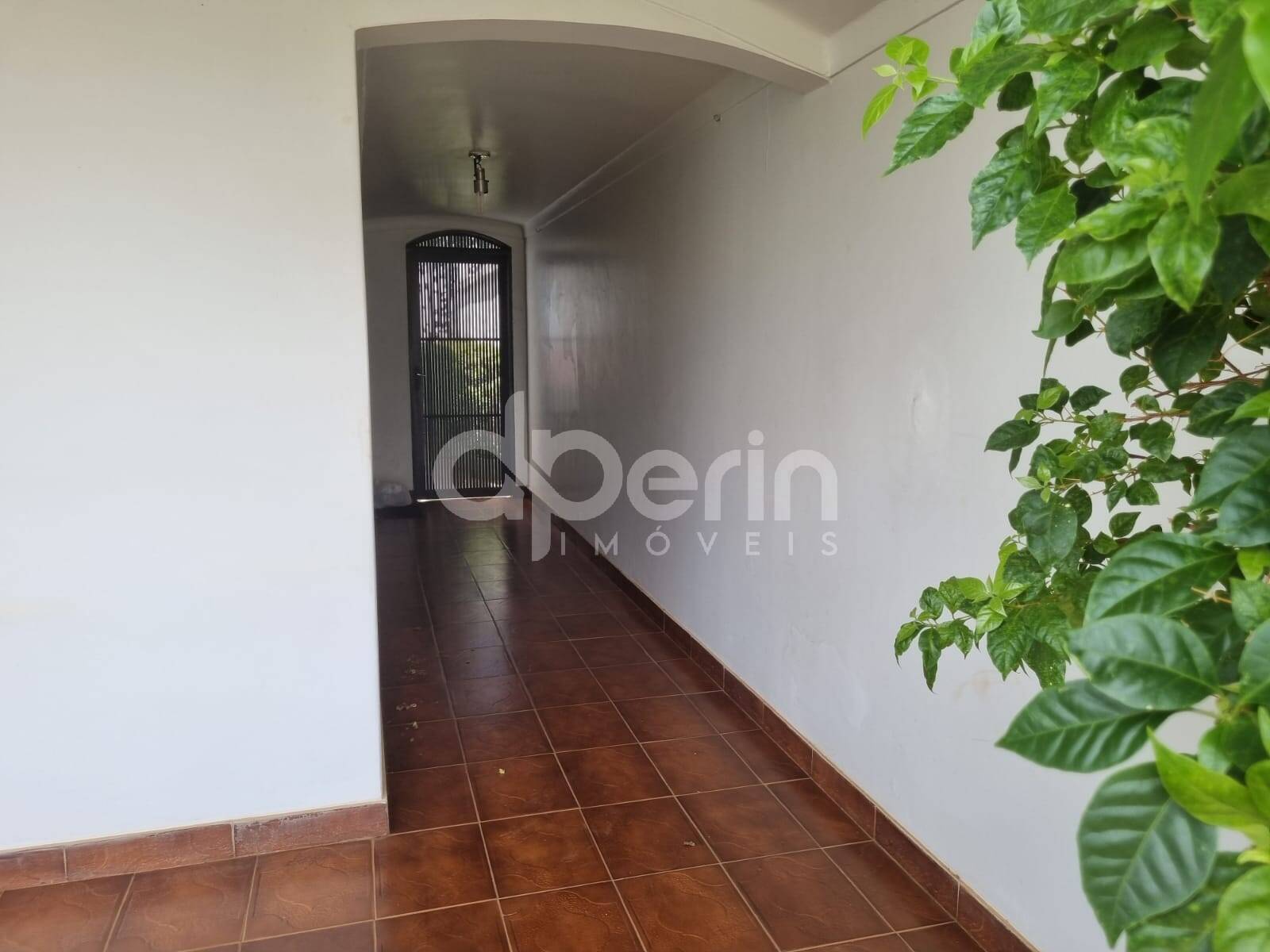 Casa à venda com 4 quartos, 272m² - Foto 6