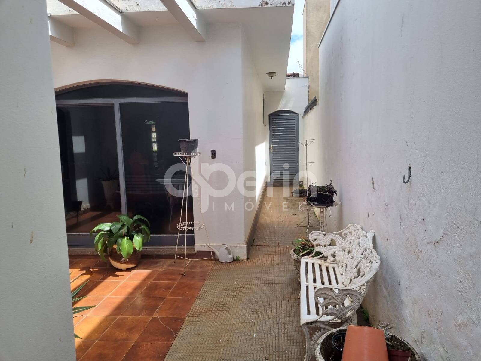 Casa à venda com 4 quartos, 272m² - Foto 14