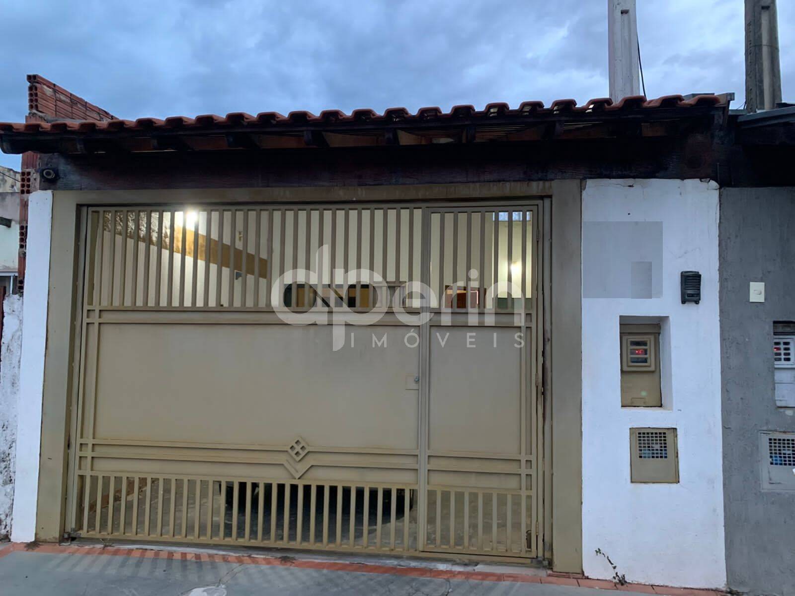 Casa à venda com 2 quartos, 67m² - Foto 1