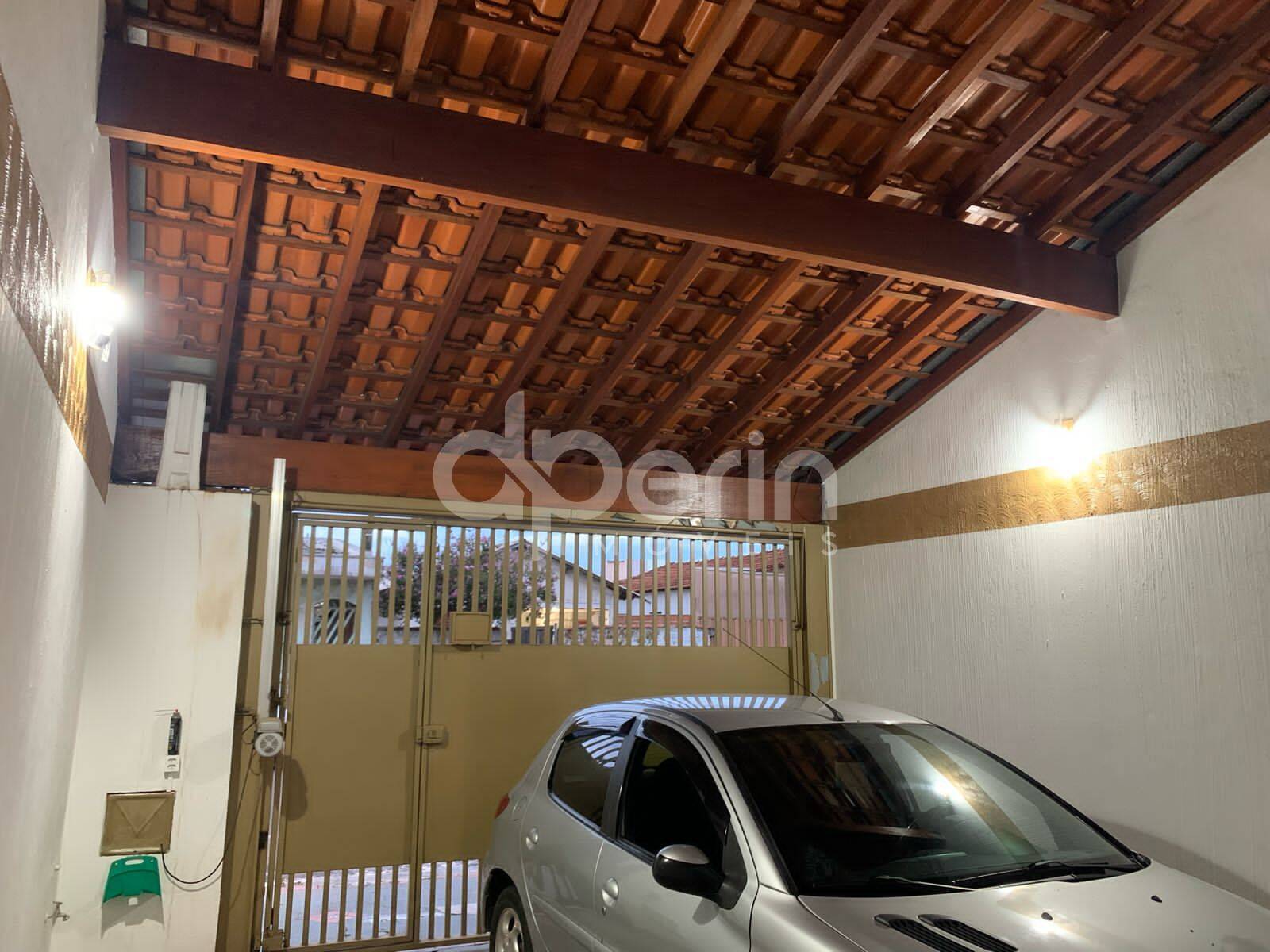 Casa à venda com 2 quartos, 67m² - Foto 2