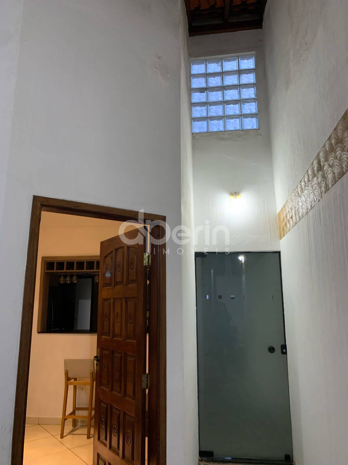 Casa à venda com 2 quartos, 67m² - Foto 3