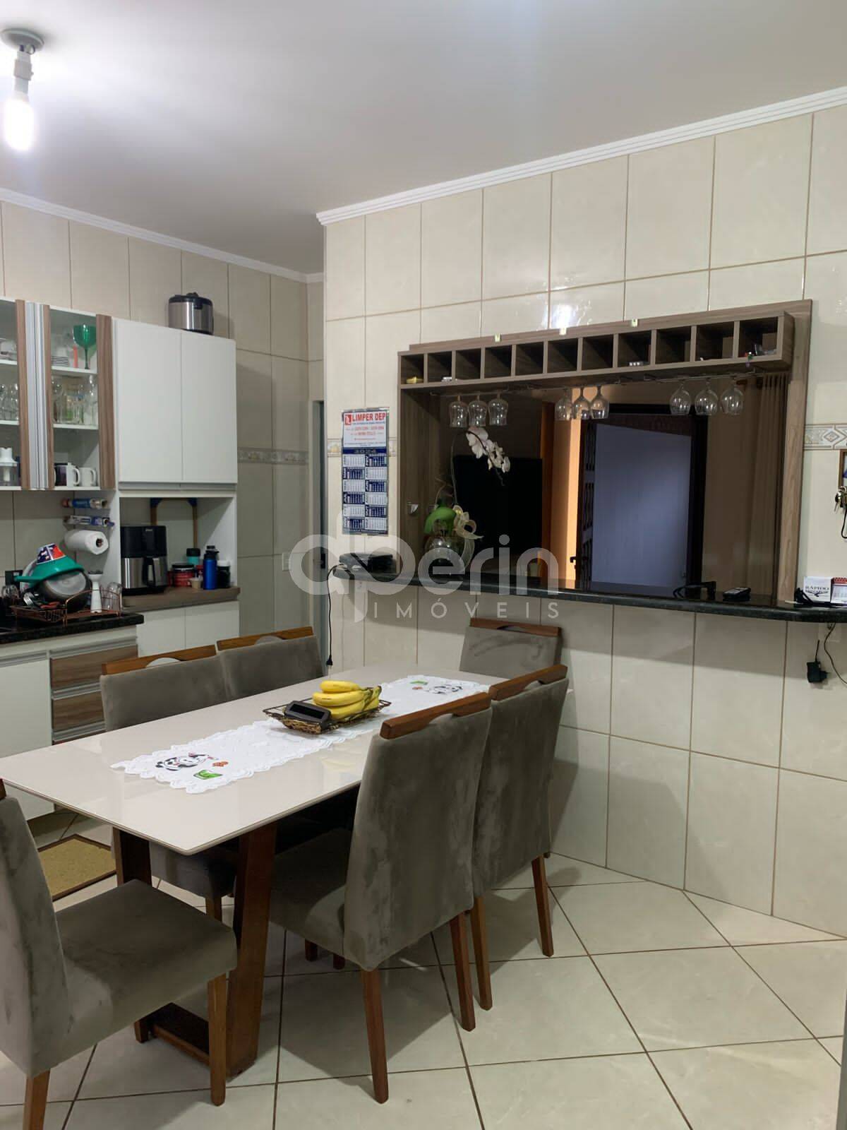 Casa à venda com 2 quartos, 67m² - Foto 11