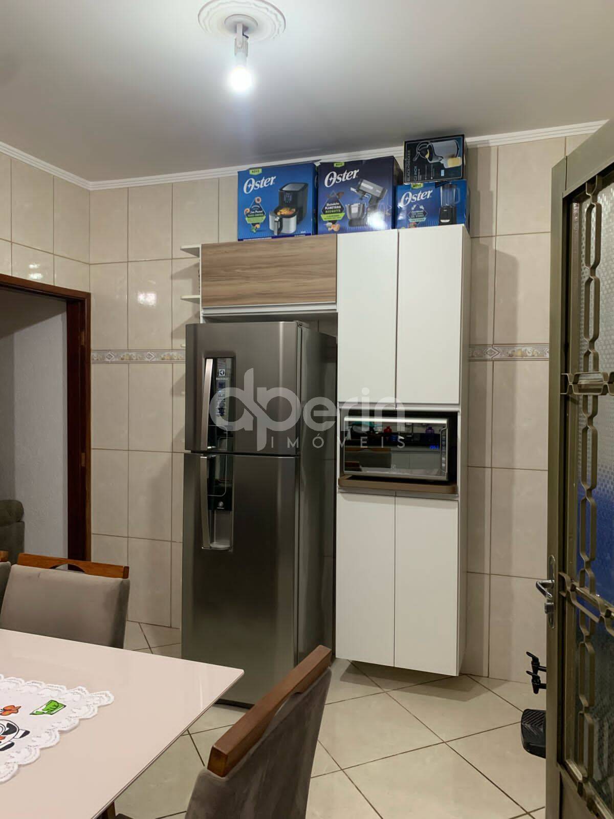 Casa à venda com 2 quartos, 67m² - Foto 13