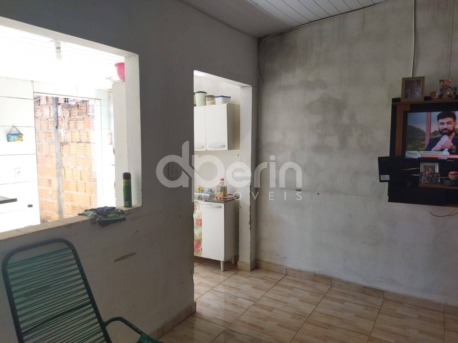 Casa à venda com 2 quartos, 100m² - Foto 4