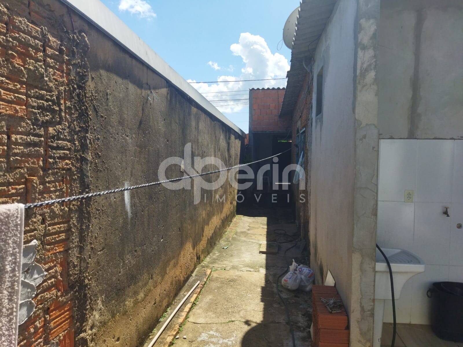 Casa à venda com 2 quartos, 100m² - Foto 6