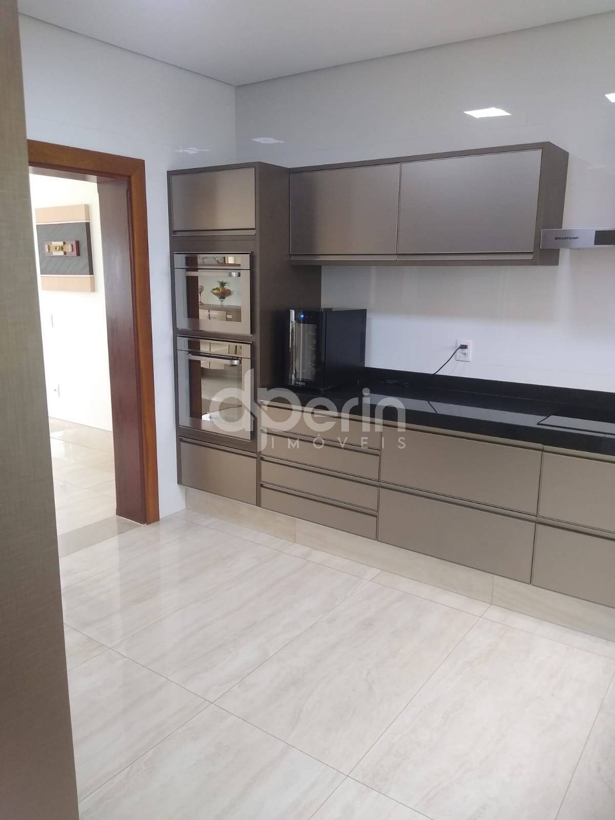 Casa à venda com 4 quartos, 900m² - Foto 17