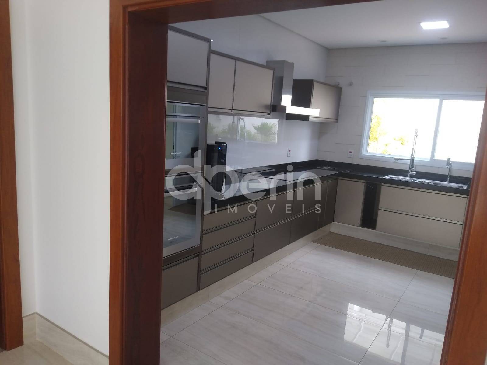 Casa à venda com 4 quartos, 900m² - Foto 22