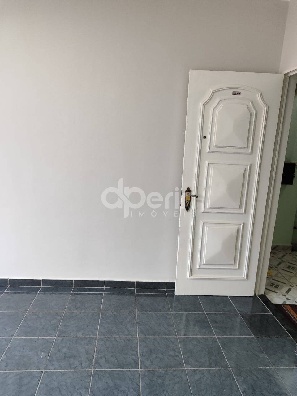 Apartamento à venda com 2 quartos, 51m² - Foto 3